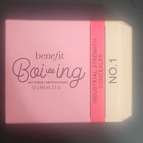 Benefit Boi-ing Industrial Strength Concealer in No. 1 with New Foundation Brush - Picture 3 of 4